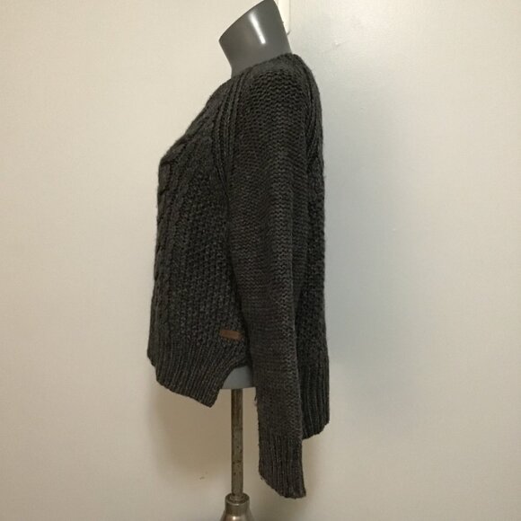 Roots Chunky Crew Neck Cable Knit Sweater  Size XL - Picture 9 of 11